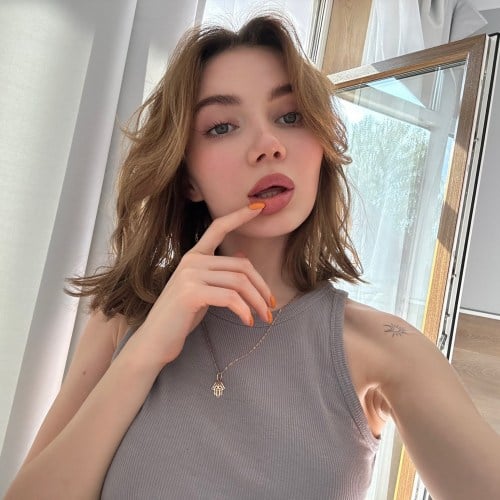 порнозвезда Sofi Sane (Софи Сейн)